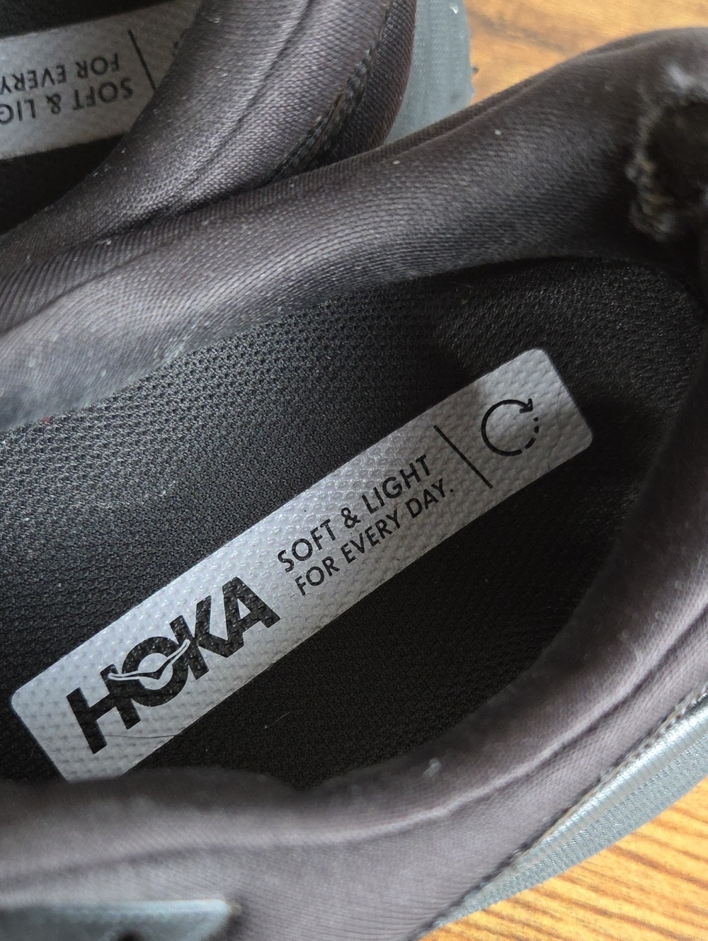 HOKA ONE ONE Bondi 8 Women's Road Running Shoes Sneakers Black Sz 9 Athletics - Picture 12 of 15